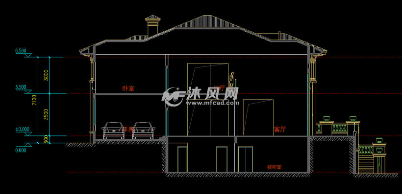 两层地中海风格坡屋顶山地建筑剖面图