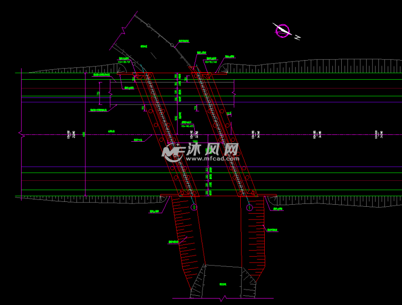 空心板斜交跨河道跨管廊桥