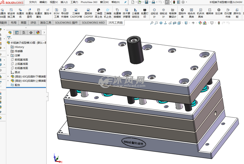 该模具是一套线路板焊接端子低速成型模3d和cad模具图档,产品片针一长