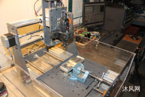 CNC��̻�CATIA���ģ��ͼֽ�ϼ��ķ���ͼ