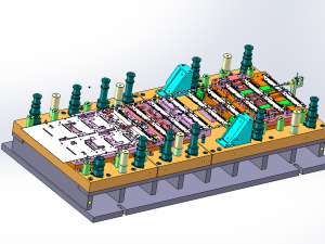 某汽车钣金复杂的级进模冲压模料带排列模型