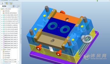 一款哈夫模具,对半滑块结构