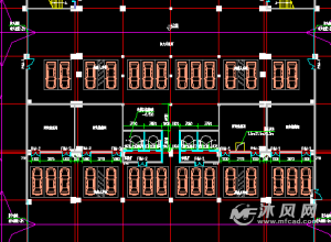 地下兩層立體車庫(918車位)