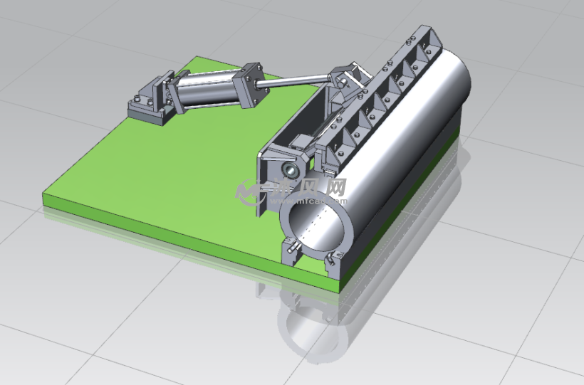 大型厚壁钢管压紧工装设计